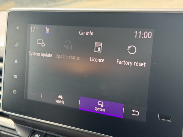 Renault Trafic SWB L1H1 [SOLD MM] Low Roof Advance SL30 Air Con Nav Sensors EURO 6 38