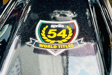 Aprilia Tuono Tuono V4 1100 Factory 20