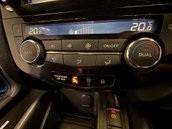 Nissan Qashqai 1.3 Qashqai N-Connecta DiG-T 5dr 32