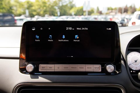 Hyundai KONA PREMIUM 24