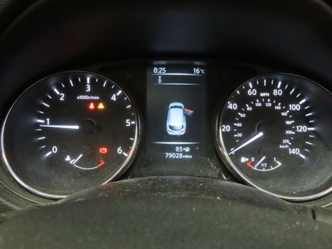 Nissan Qashqai 1.5 Qashqai N-Connecta dCi 5dr 12