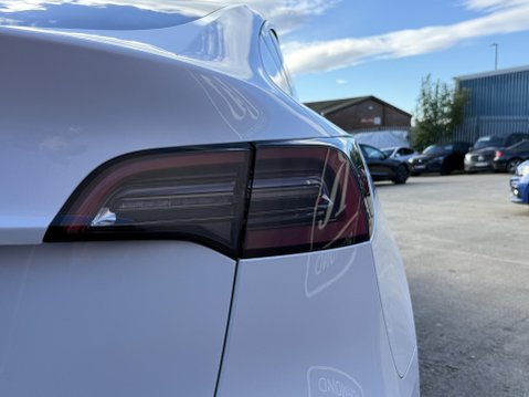 Tesla Model Y SUV 5dr Electric Auto RWD (346 ps) 19