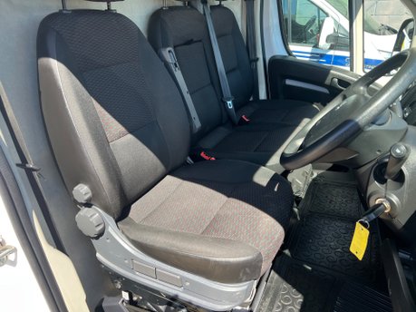 Peugeot Boxer BLUEHDI 333 L1H1 PROFESSIONAL P/V 14