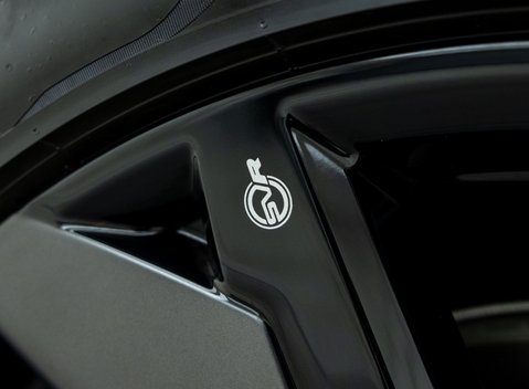 Jaguar F-Pace SVR 39