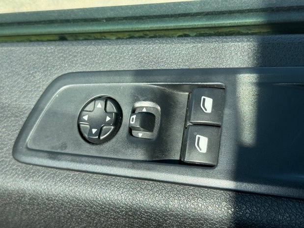 Peugeot Expert MWB L2H1 Bluehdi Professional Premium Plus Air Con Cruise SELECT 22