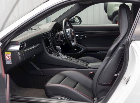 Porsche 911 Turbo S GB Edition (991) 15