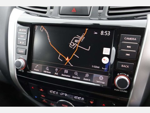 Nissan Navara 2.3 Navara Tekna dCi Auto 4WD 5dr 2