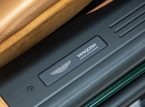 Aston Martin Vanquish V12 26