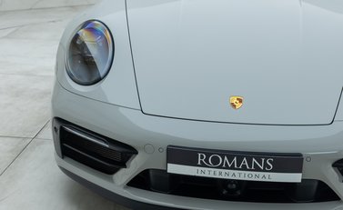 Porsche 911 Targa 4 GTS (992) 33