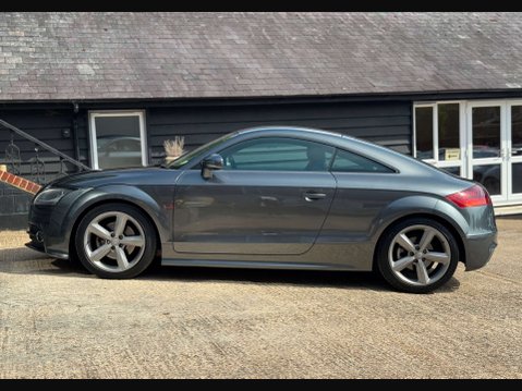 Audi TT 2.0 TFSI S line Coupe 3dr Petrol S Tronic Euro 5 (s/s) (211 ps) 8