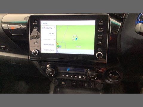 Toyota Hilux Invincible X | Auto | 2.8 LT | Double Cab | Sensors | EURO 6 | NO VAT 11