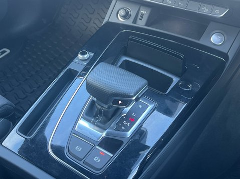 Audi Q5 TFSI QUATTRO S LINE BLACK EDITION 27