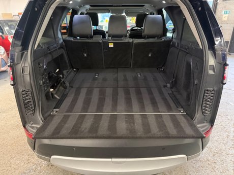 Land Rover Discovery 3.0 TD V6 HSE Auto 4WD Euro 6 (s/s) 5dr 42