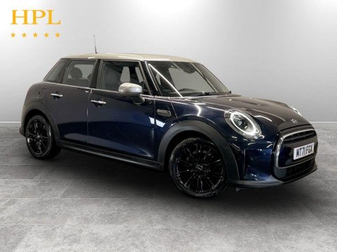 Mini Hatch 1.5 Cooper Exclusive Hatchback 5dr Petrol Steptronic Euro 6 (s/s) (136 ps) 1