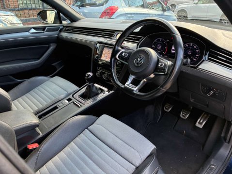 Volkswagen Passat 2.0 Passat R-Line TDI BlueMotion Technology 4dr 10