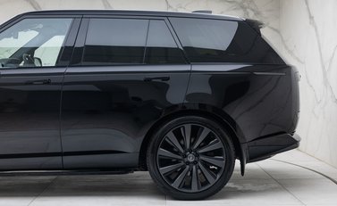 Land Rover Range Rover P615 SV 53