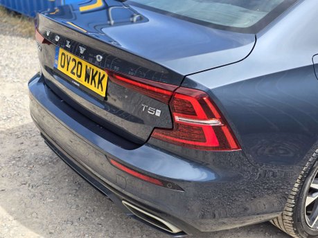 Volvo S60 2.0 T5 R-Design Plus Saloon 4dr Petrol Auto Euro 6 (s/s) (250 ps) 44