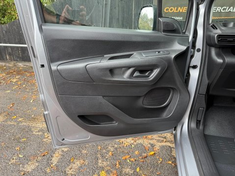 Peugeot Partner BLUEHDI PROFESSIONAL PREMIUM L1 21