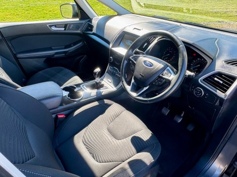 Ford S-Max ZETEC TDCI 15