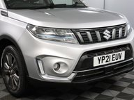 Suzuki Vitara SZ-T BOOSTERJET MHEV 26