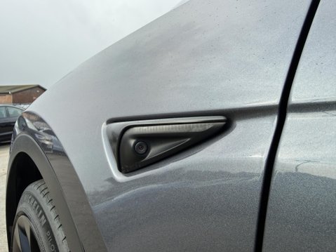 Tesla Model Y (Dual Motor) Long Range SUV 5dr Electric Auto 4WDE (384 bhp) 47