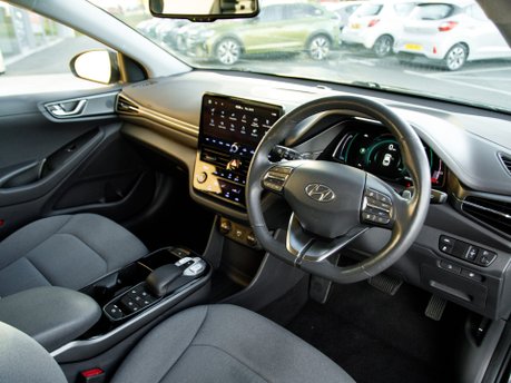 Hyundai IONIQ PREMIUM