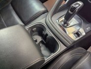 Jaguar E-Pace 2.0 E-PACE R-Dynamic S AWD AUTO 4WD 5dr 58