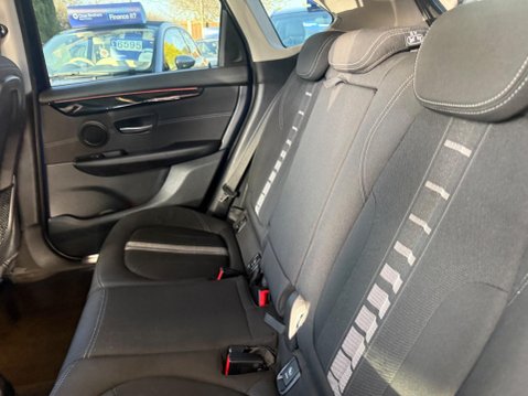 BMW 2 Series 2.0 218d Sport Auto Euro 6 (s/s) 5dr 23