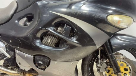 Suzuki GSX 2002 47K RUNNING PROJECT BIKE SPARES OR REPAIR 600CC COMMUTER 15