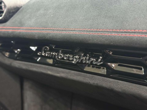 Lamborghini Huracan 5.2 V10 LP 640-4 Performante Spyder LDF 4WD Euro 6 (s/s) 2dr 84