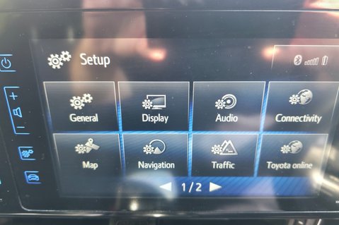 Toyota C-HR DYNAMIC.. 9 MAIN DEALER SERVICES.. STUNNING EXAMPLE 20