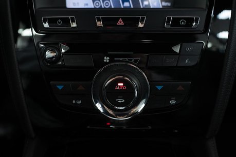 Jaguar XK Portfolio Coupe 5.0 Automatic Petrol 11