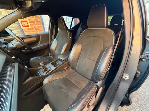Volvo XC40 2.0 D3 R-Design Euro 6 (s/s) 5dr 26