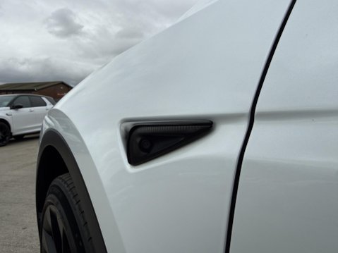 Tesla Model Y SUV 5dr Electric Auto RWD (346 ps) 47