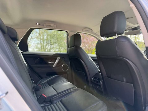 Land Rover Discovery Sport 2.0 Discovery Sport S D 4x2 5dr 9