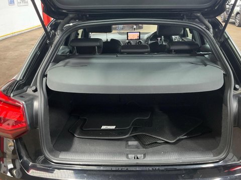 Audi Q2 1.0 TFSI S line Euro 6 (s/s) 5dr 11