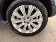 Land Rover Range Rover Evoque 2.2 SD4 Prestige Auto 4WD Euro 5 (s/s) 5dr 27