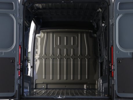 Peugeot Boxer 335 L2H2 BHDi 140 EAT8 Professional Auto 3