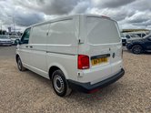 Volkswagen Transporter AUTO SWB L1H1 Low Roof Startline T32 Air Con Sensors EURO 6 10
