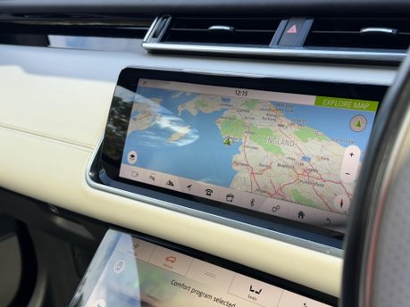 Land Rover Range Rover Velar R-DYNAMIC SE 21