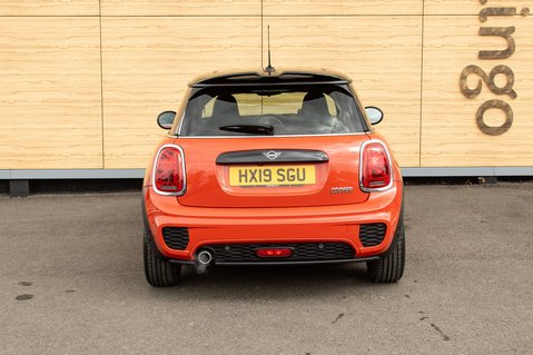 Mini Cooper Hatchback 1.5 Cooper Sport II 3dr 6