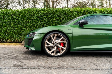 Audi R8 V10 PERFORMANCE. NOW SOLD. SIMILAR REQUIRED. PLEASE CALL 01903 254800. 8