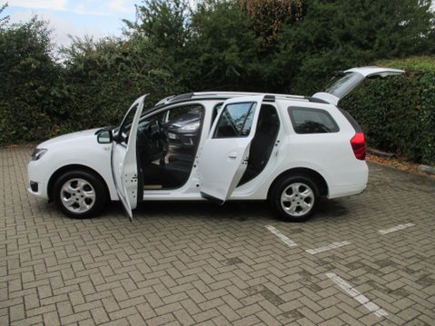 Dacia Logan 0.9 TCe Laureate Euro 6 (s/s) 5dr 9