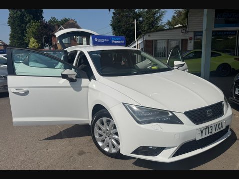 SEAT Leon 1.6 TDI CR SE Euro 5 (s/s) 5dr 30