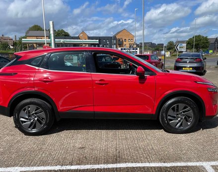 Nissan Qashqai 1.3 Qashqai Acenta Premium DiG-T MHEV 5dr 10