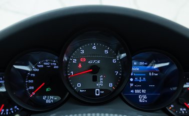 Porsche 911 Carrera 4 GTS (991.2) British Legends Edition 20