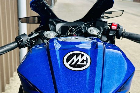 Yamaha R125 (YZF 125-A) 15