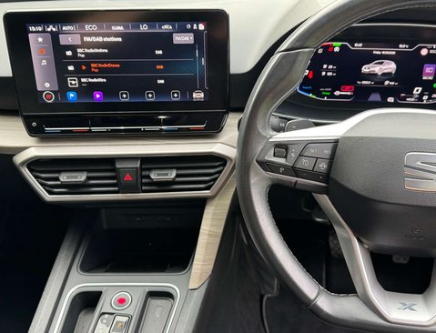 SEAT Leon 1.4 Leon Xcellence Luxury PHEV Semi-Auto 5dr 26