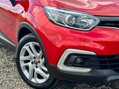 Renault Captur ICONIC TCE 11