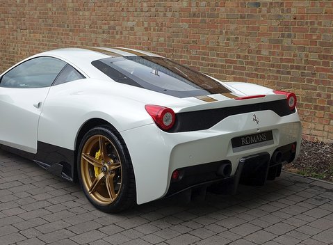 Ferrari 458 Speciale 22